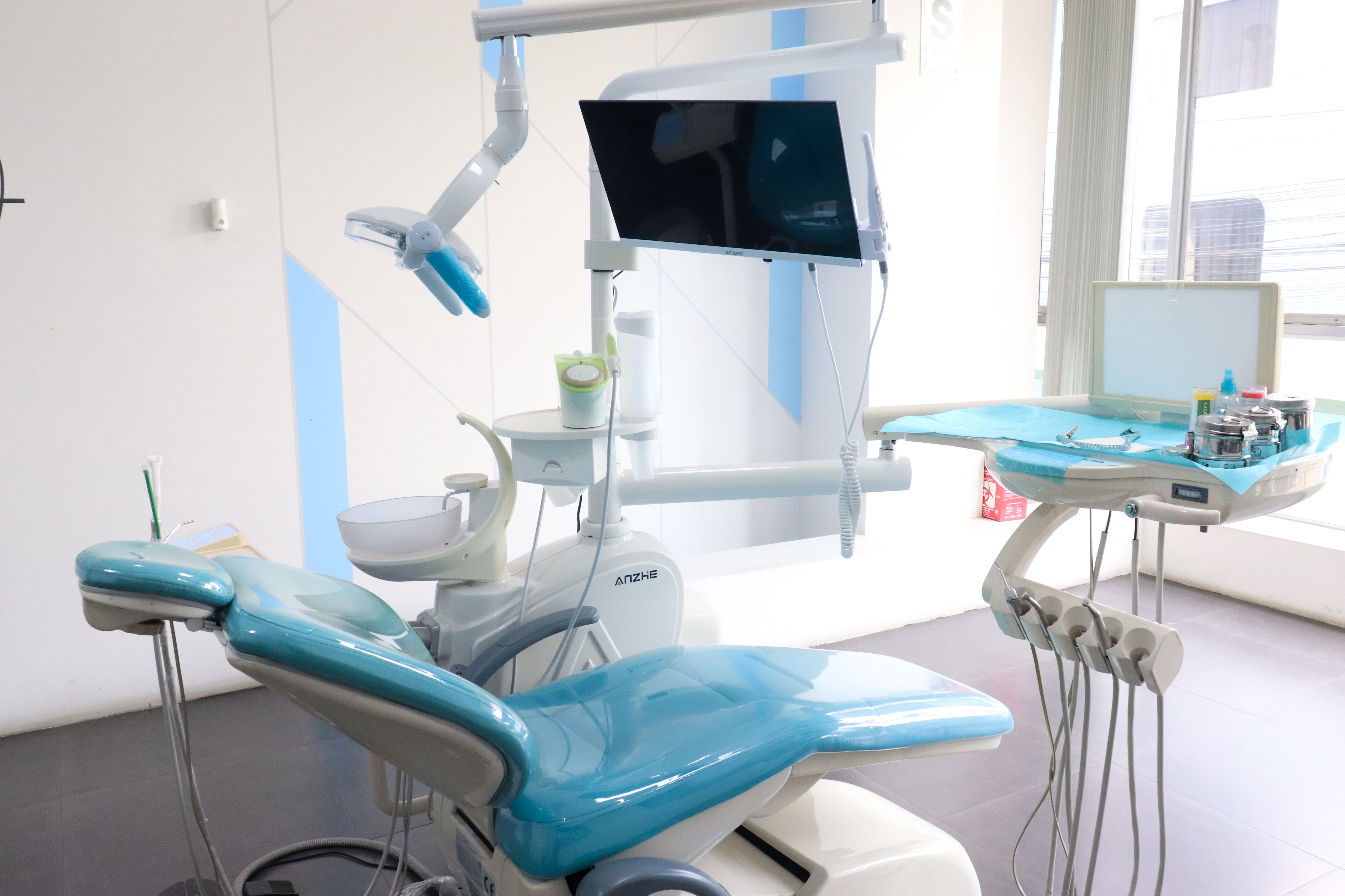 Interior de clínica dental premium